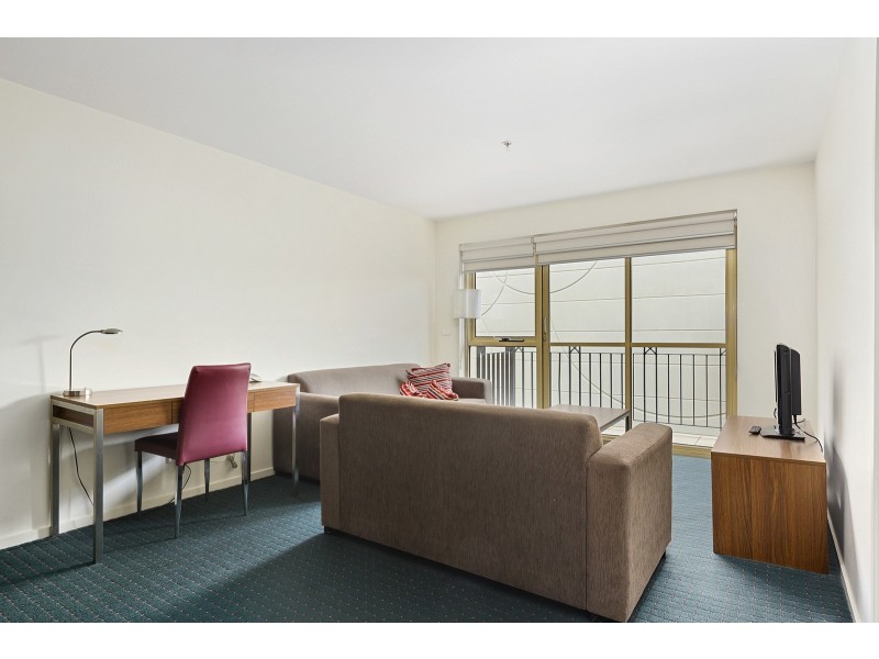 407/2 Finlay Place, Carlton VIC 3053