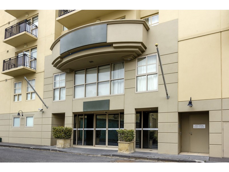 303/2 Finlay Place, Carlton VIC 3053