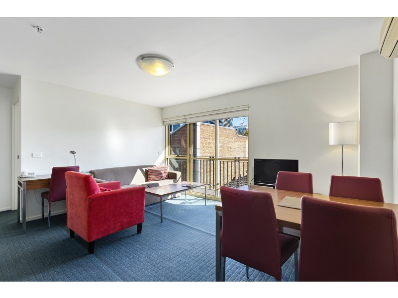301/2 Finlay Place, Carlton VIC 3053