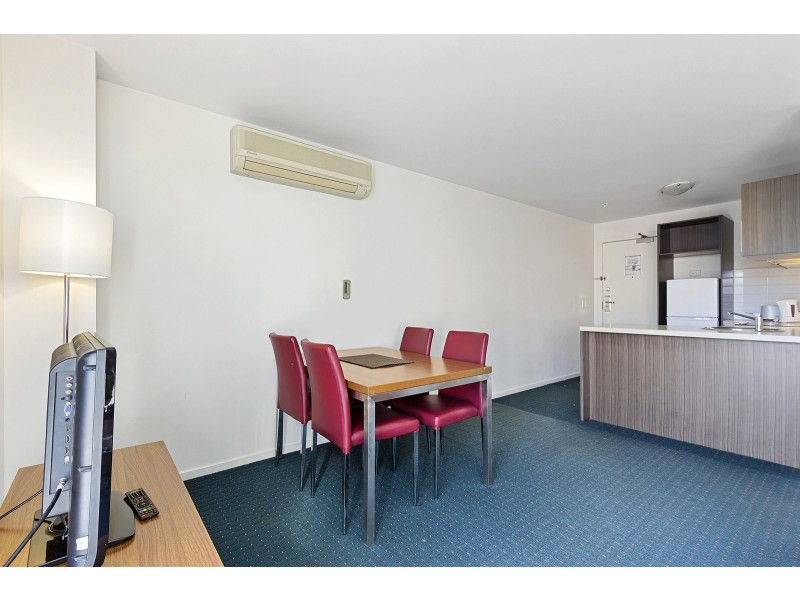 301/2 Finlay Place, Carlton VIC 3053
