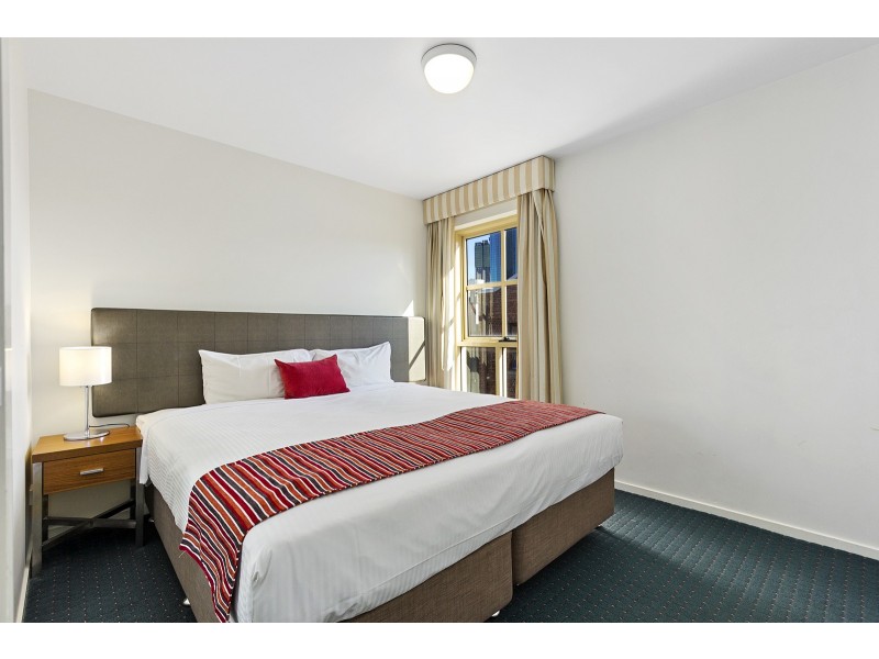 301/2 Finlay Place, Carlton VIC 3053