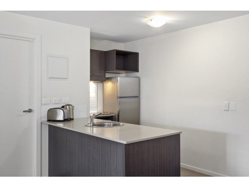 208/2 Finlay Place, Carlton VIC 3053
