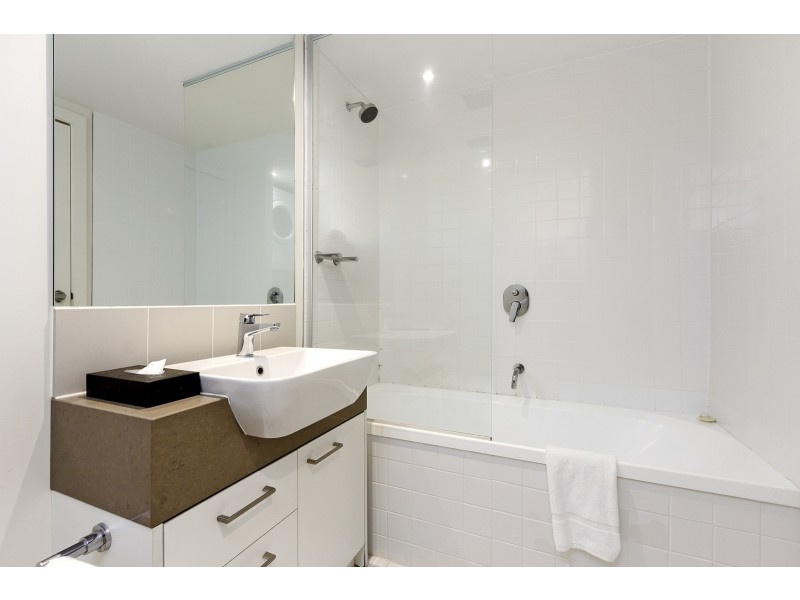 208/2 Finlay Place, Carlton VIC 3053