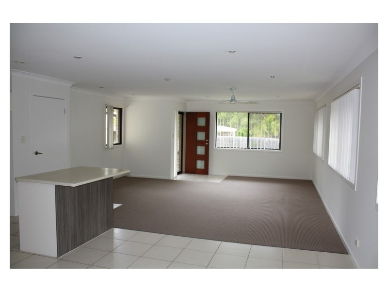 1/20 Achievement Drive, Ormeau QLD 4208