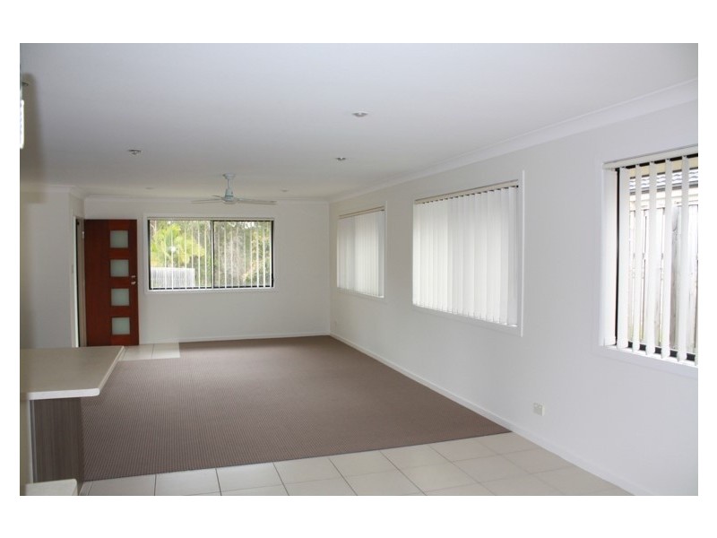 1/20 Achievement Drive, Ormeau QLD 4208