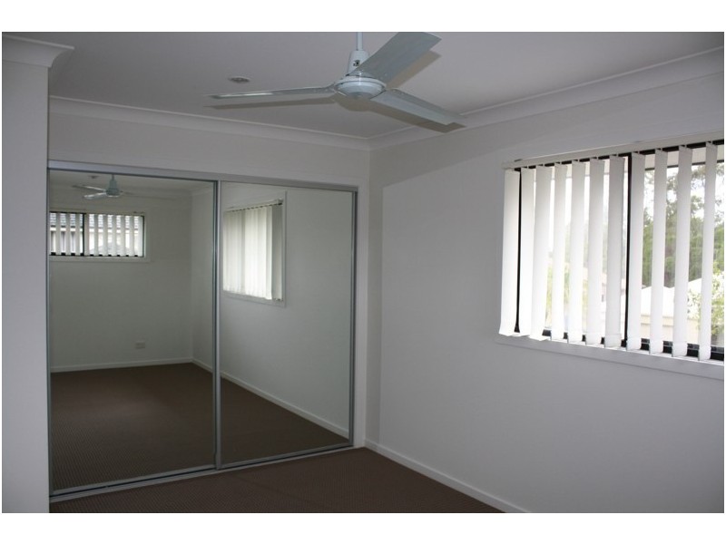 1/20 Achievement Drive, Ormeau QLD 4208