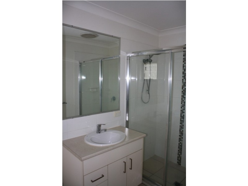 1/20 Achievement Drive, Ormeau QLD 4208
