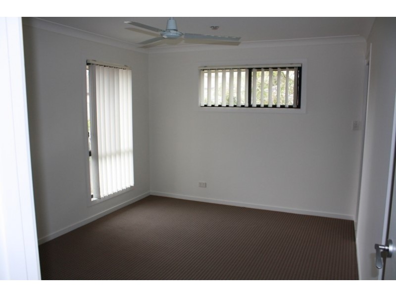 1/20 Achievement Drive, Ormeau QLD 4208