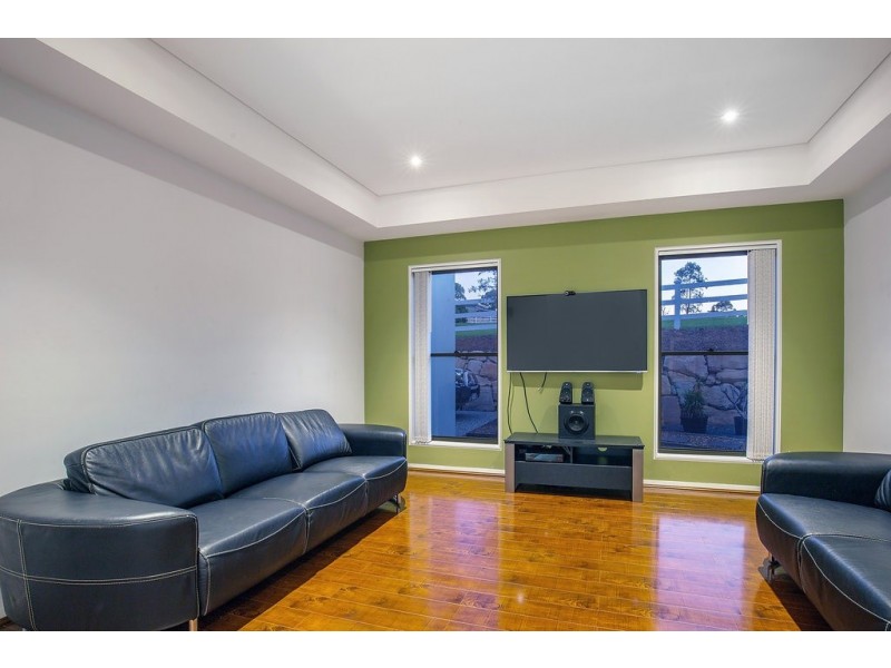 29 Huntington Drive, Maudsland QLD 4210