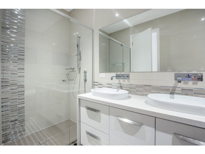 29 Huntington Drive, Maudsland QLD 4210