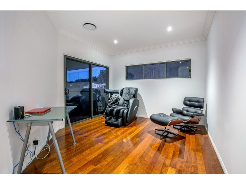 29 Huntington Drive, Maudsland QLD 4210