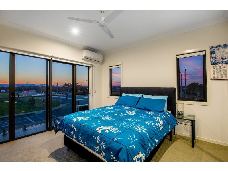 22/1 Broadwater Avenue, Hope Island QLD 4212