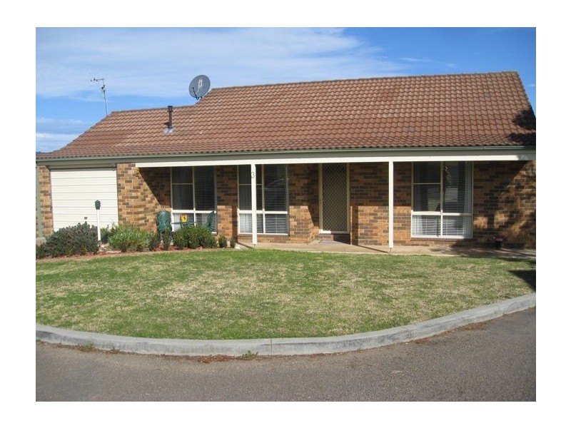 67 Taralga Road, Goulburn NSW 2580