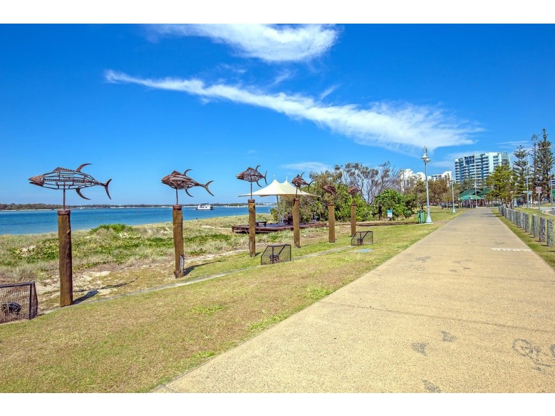128/392 Marine Parade, Labrador QLD 4215