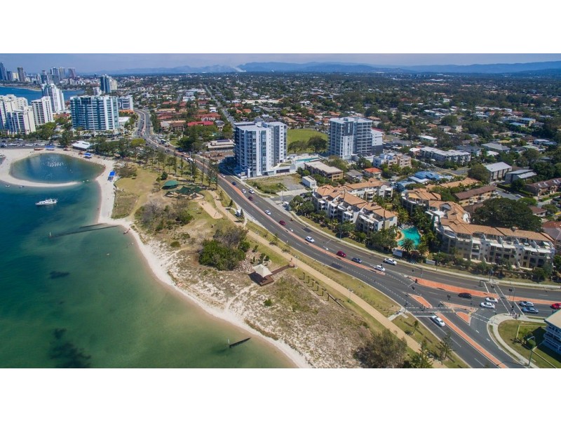 128/392 Marine Parade, Labrador QLD 4215