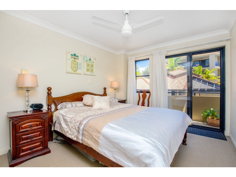 128/392 Marine Parade, Labrador QLD 4215