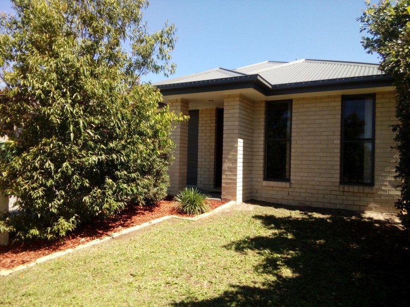 27 Christopher Street, Pimpama QLD 4209
