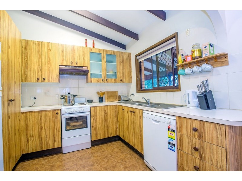 52 Cotlew Street, Southport QLD 4215