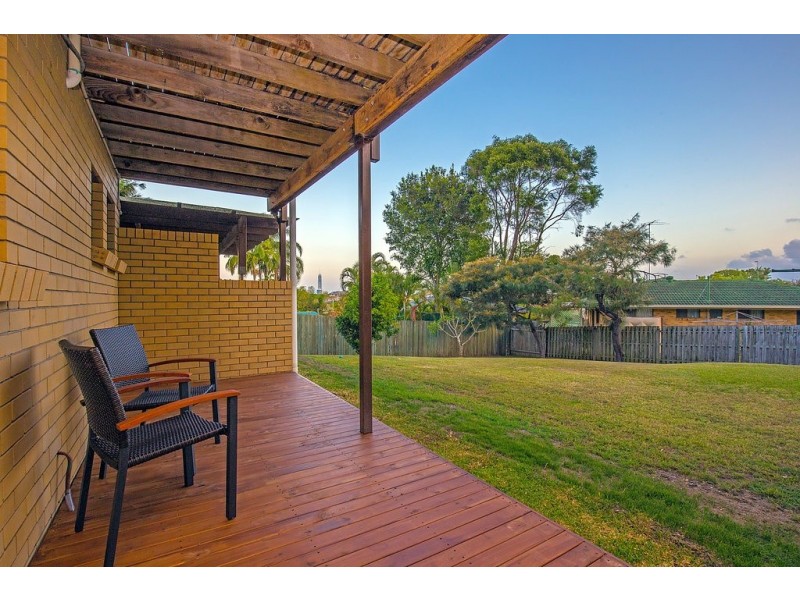 52 Cotlew Street, Southport QLD 4215