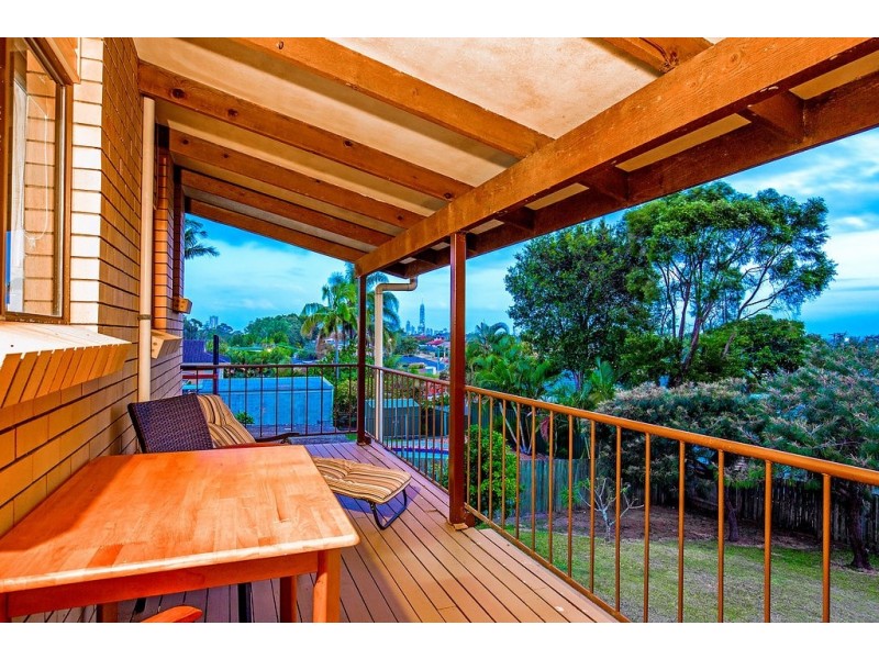 52 Cotlew Street, Southport QLD 4215