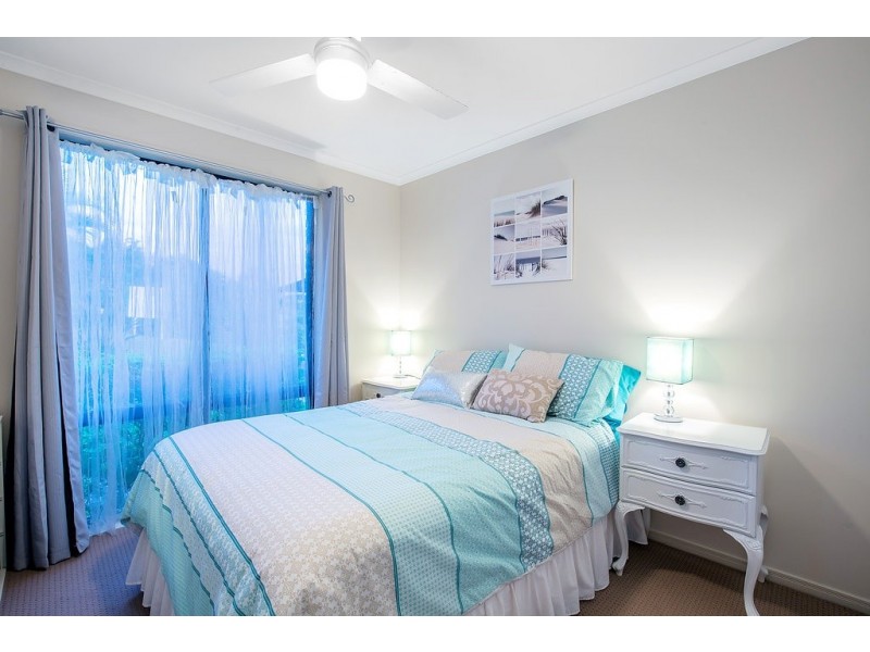 14 Atoli Rise, Pacific Pines QLD 4211
