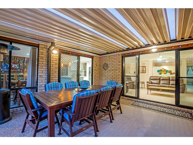 14 Atoli Rise, Pacific Pines QLD 4211