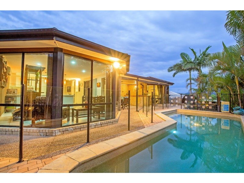 14 Atoli Rise, Pacific Pines QLD 4211