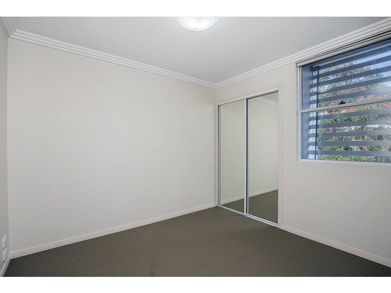 25/6-10 Rose Street, Southport QLD 4215