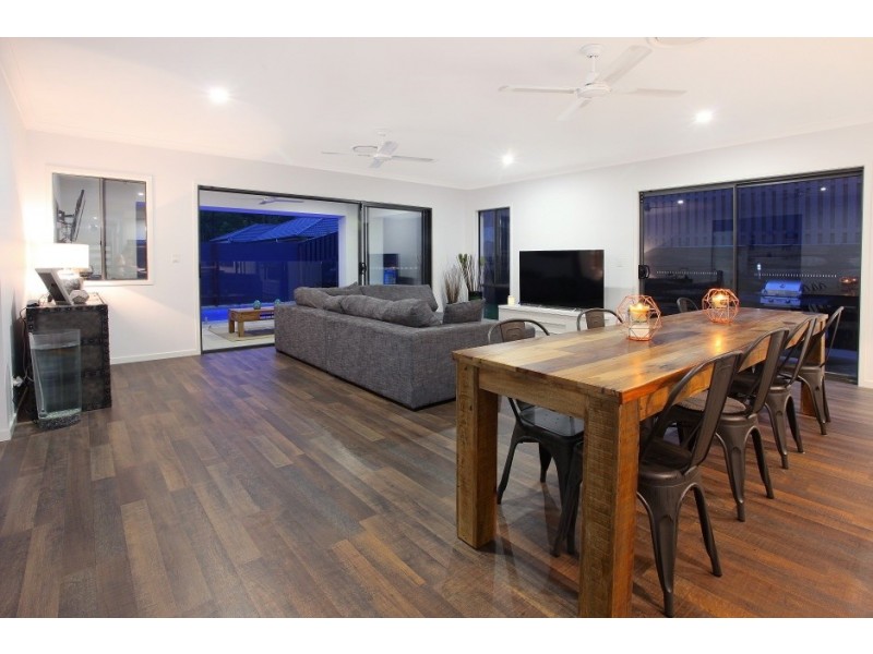 6 Jamison Street, Upper Coomera QLD 4209