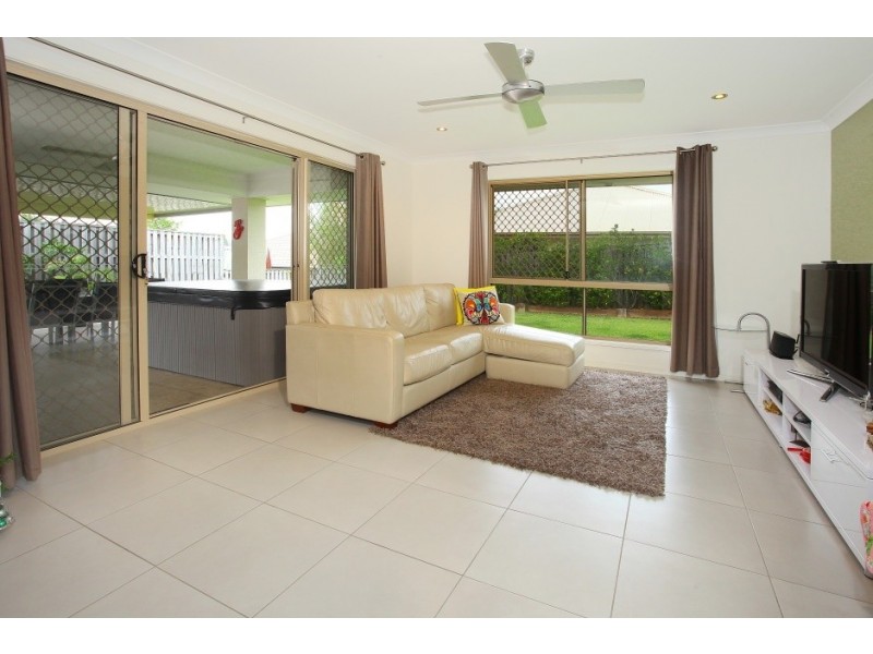32 Barrington Street, Upper Coomera QLD 4209