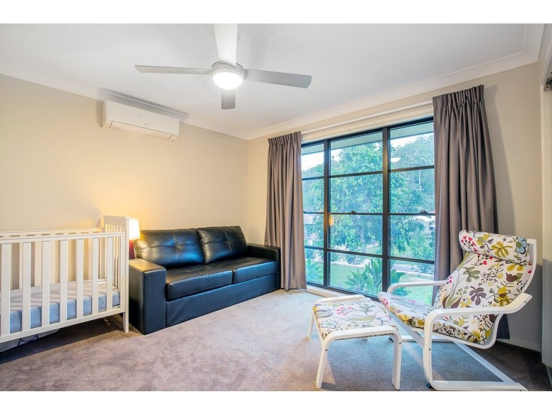 9 Mcguire Court, Maudsland QLD 4210
