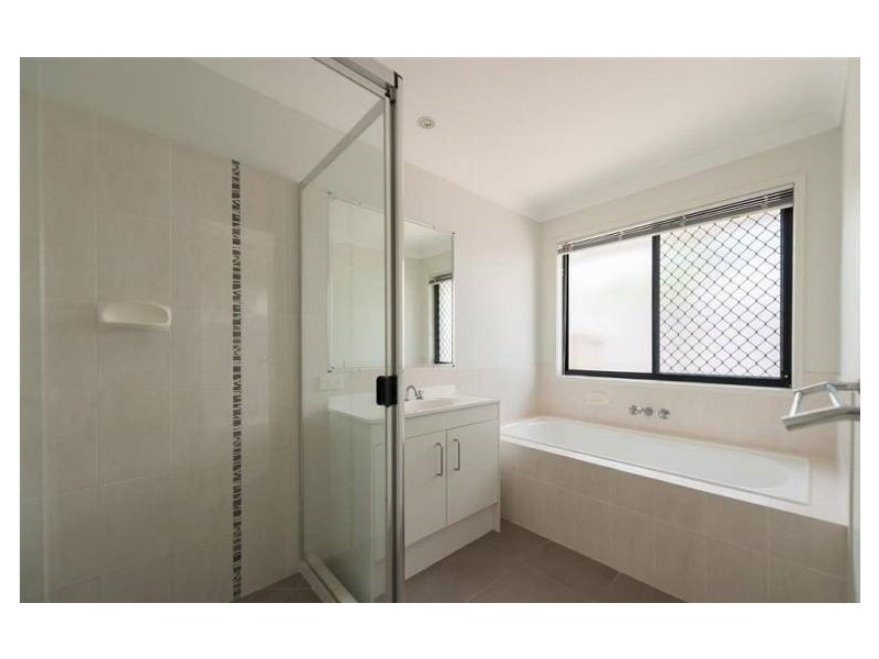 23 Strathburn Crescent, Ormeau QLD 4208