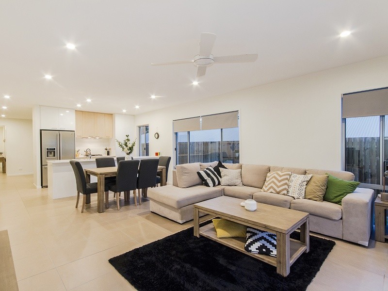 13 Red Gum Terrace, Coomera QLD 4209