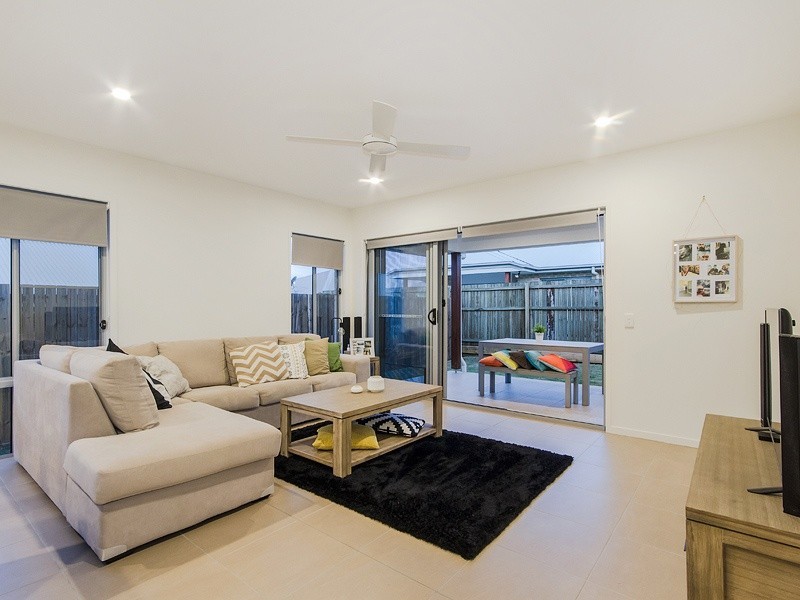 13 Red Gum Terrace, Coomera QLD 4209