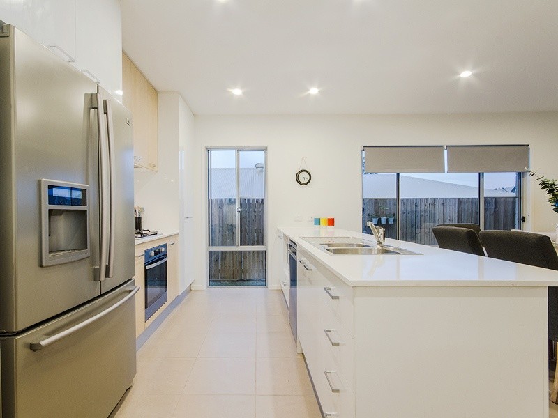 13 Red Gum Terrace, Coomera QLD 4209