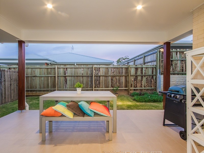 13 Red Gum Terrace, Coomera QLD 4209