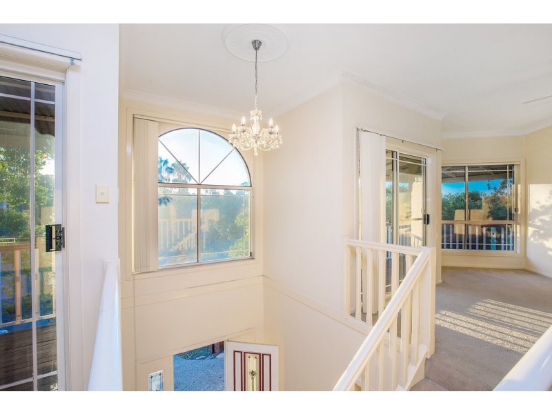 8 Pacific Pines Boulevard, Pacific Pines QLD 4211