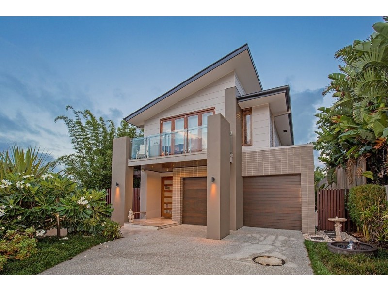 4 Valley Brook Rise, Maudsland QLD 4210