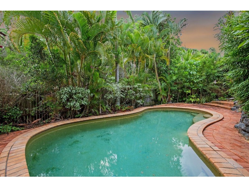 38 Cootharaba Drive, Helensvale QLD 4212