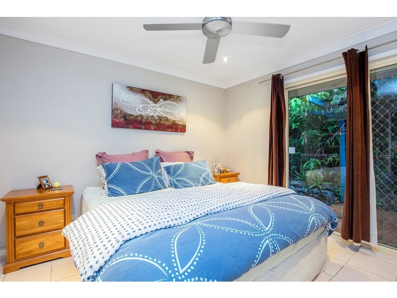 38 Cootharaba Drive, Helensvale QLD 4212