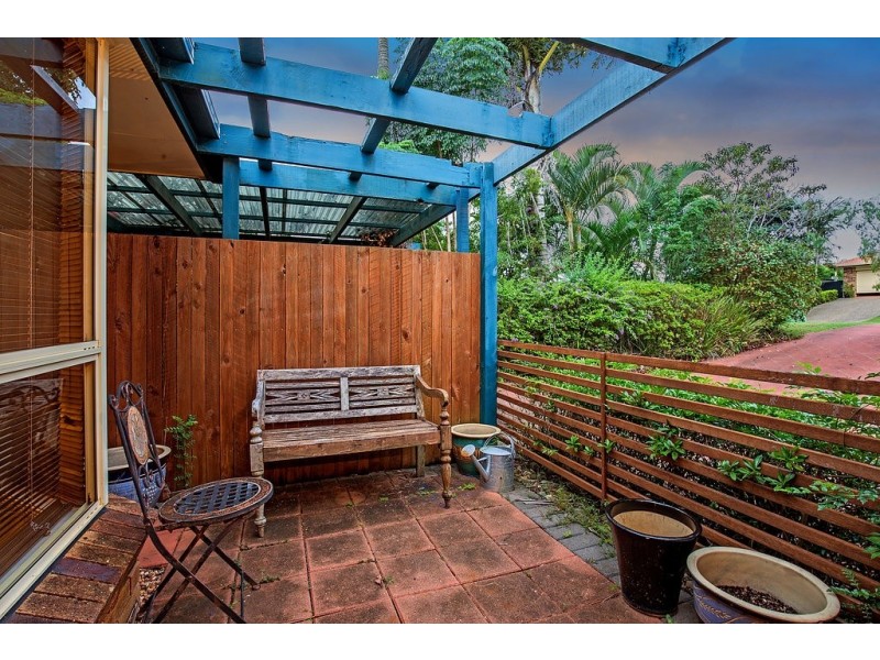 38 Cootharaba Drive, Helensvale QLD 4212