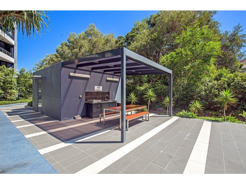 807/2 Aqua Street, Southport QLD 4215