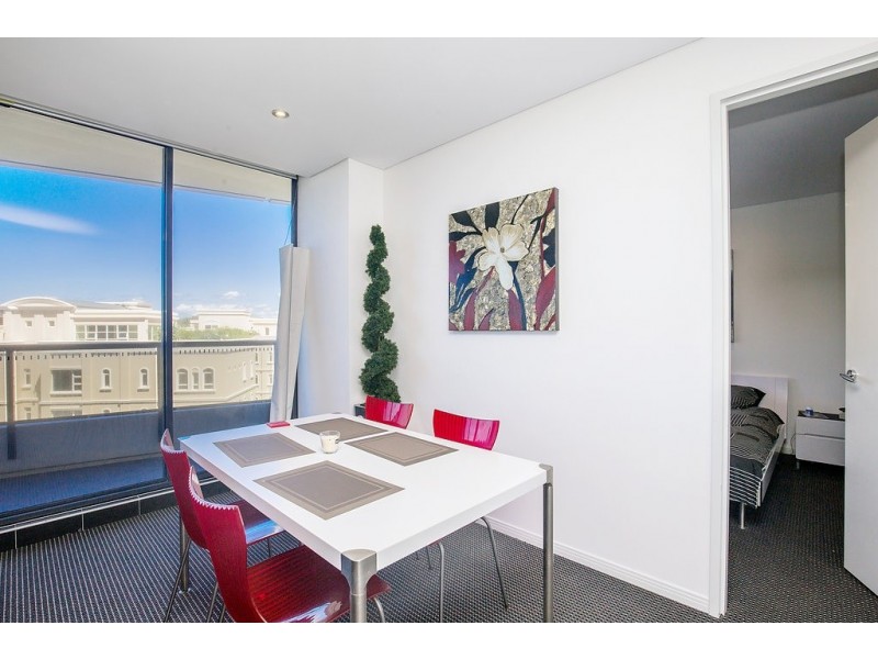 807/2 Aqua Street, Southport QLD 4215