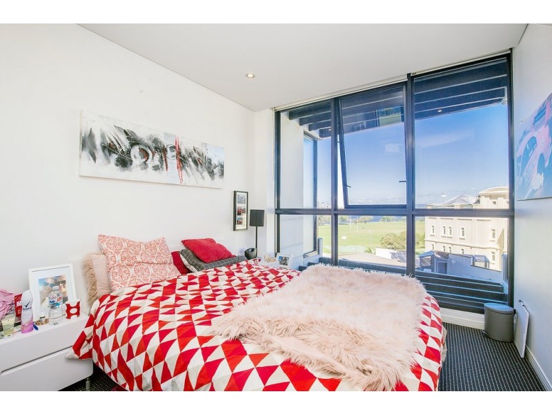 807/2 Aqua Street, Southport QLD 4215