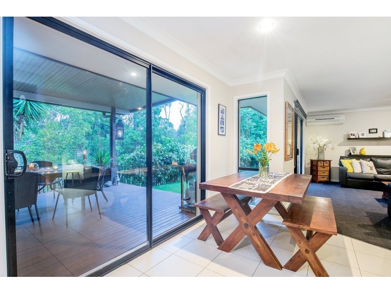 1 Roberts Drive, Maudsland QLD 4210