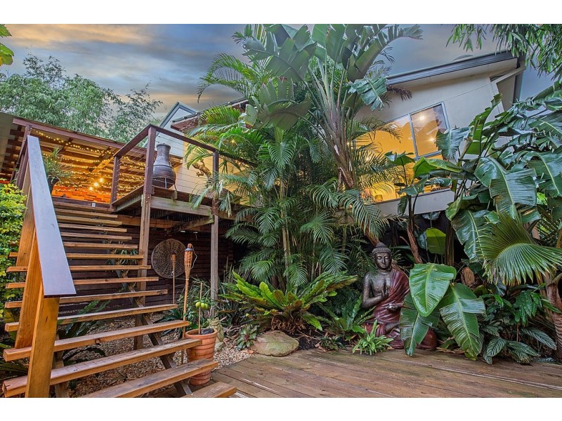 12 Lambert Drive, Maudsland QLD 4210