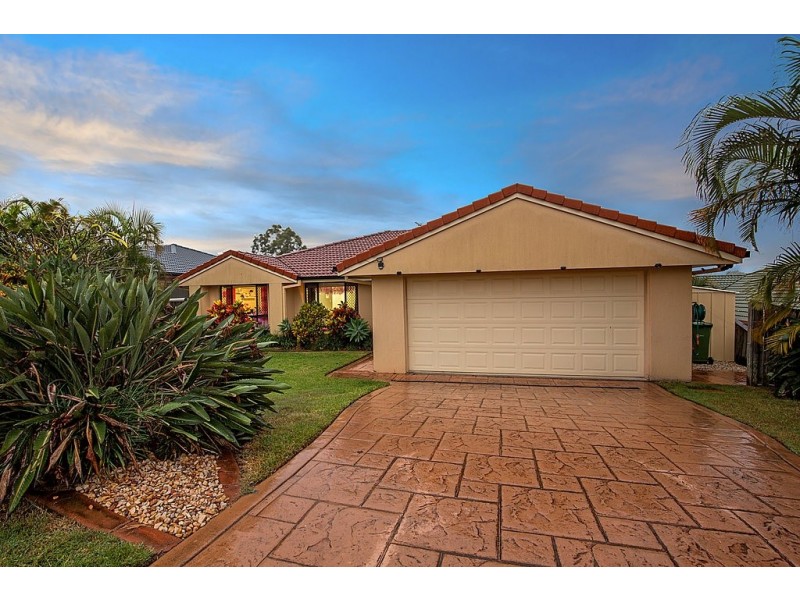 20 Bonin Close, Pacific Pines QLD 4211