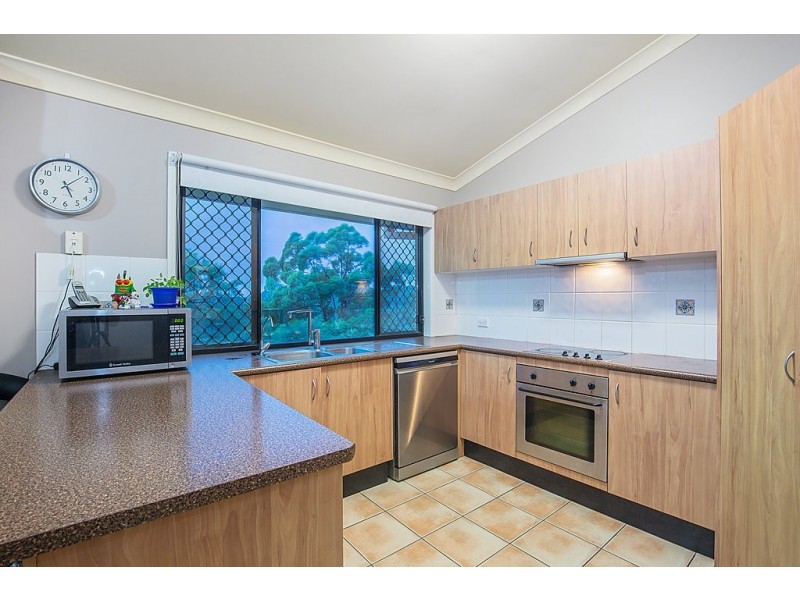 20 Bonin Close, Pacific Pines QLD 4211