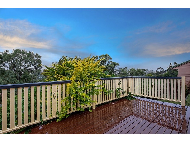 20 Bonin Close, Pacific Pines QLD 4211