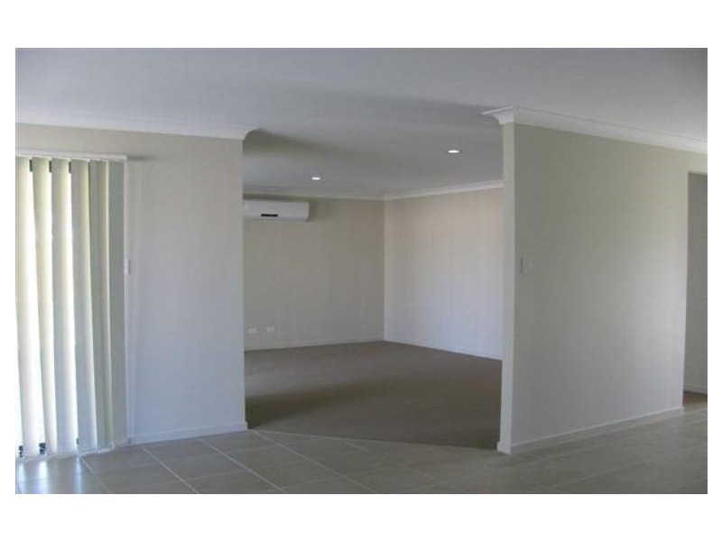 2 Myrtle Avenue, Ormeau QLD 4208